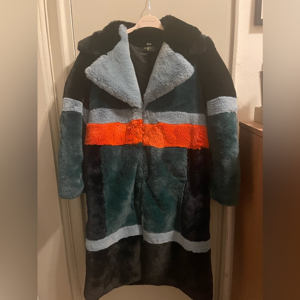 Heurueh Faux Fur Coat